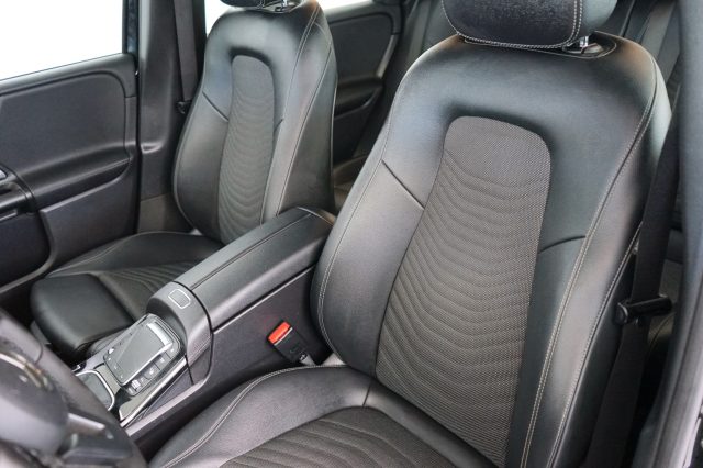 MERCEDES-BENZ B 180 usata, con Sensore di pioggia