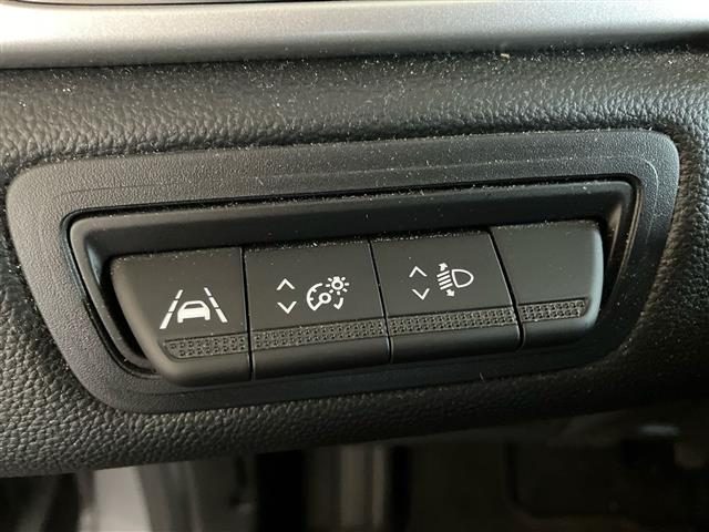 RENAULT Captur usata, con Volante in pelle