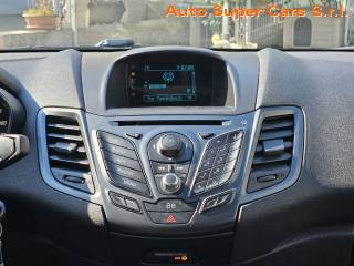 FORD Fiesta usata, con Bluetooth