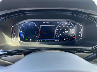 VOLKSWAGEN T-Roc usata, con Lettore CD