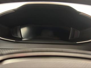 PEUGEOT 2008 usata, con Sistema di navigazione