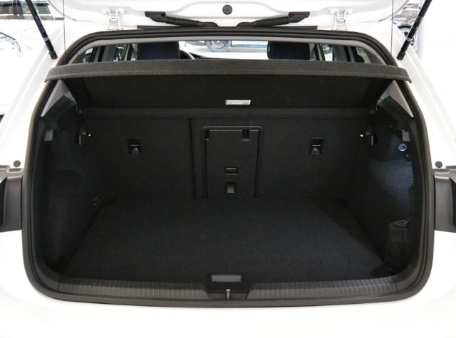 VOLKSWAGEN Golf usata, con ESP