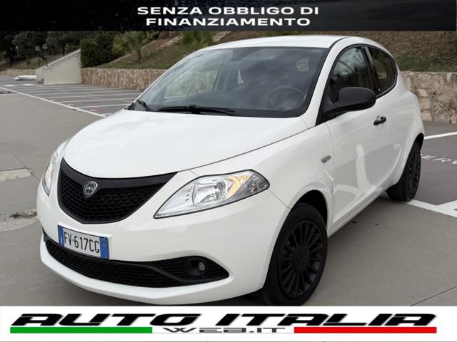 LANCIA Ypsilon usata, con ABS