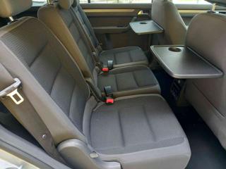 VOLKSWAGEN Touran usata, con Fendinebbia