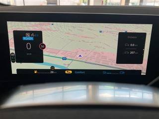 RENAULT Austral usata, con Sensori di parcheggio anteriori