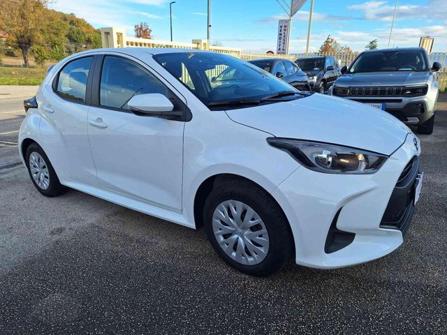 TOYOTA Yaris usata, con Alzacristalli elettrici