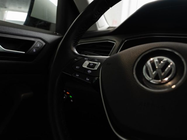 VOLKSWAGEN T-Roc usata, con Bracciolo