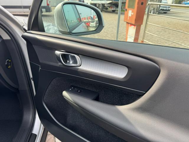 VOLVO XC40 usata, con Bluetooth