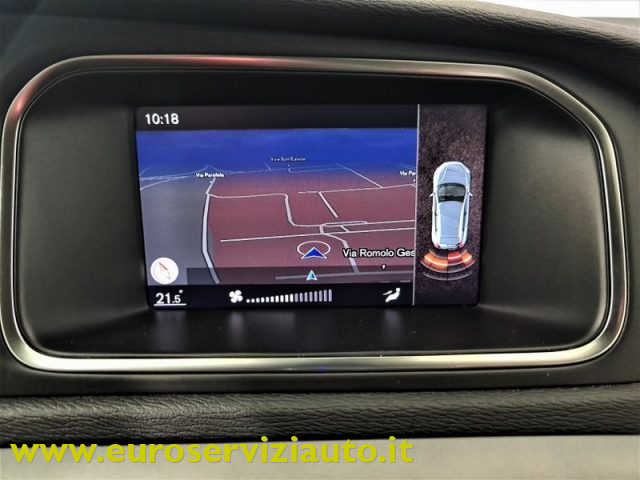VOLVO V40 Cross Country usata, con Sensori di parcheggio posteriori