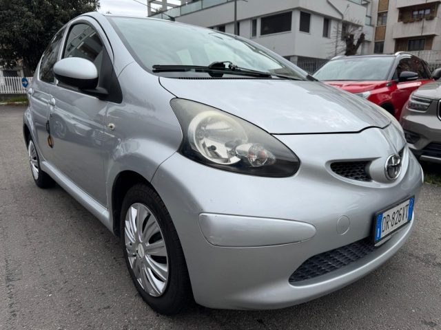 TOYOTA Aygo usata, con Airbag