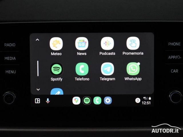 SKODA Kamiq usata, con Parabrezza riscaldabile