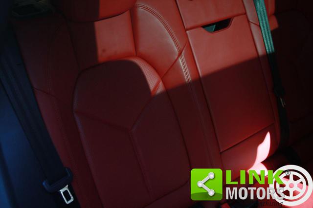 PORSCHE Macan usata, con Sound system