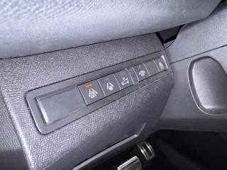 PEUGEOT 3008 usata, con Tettuccio apribile
