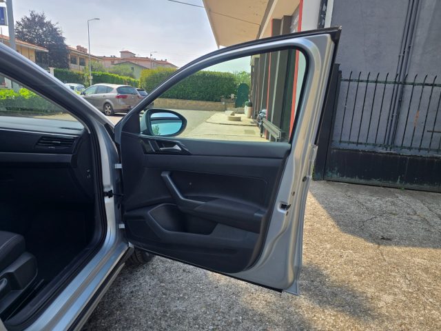 VOLKSWAGEN Taigo usata 153