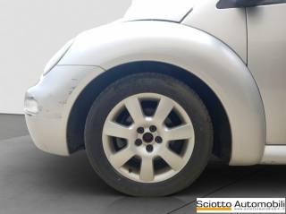 VOLKSWAGEN New Beetle usata 16