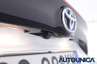 TOYOTA Yaris usata, con Telecamera per parcheggio assistito