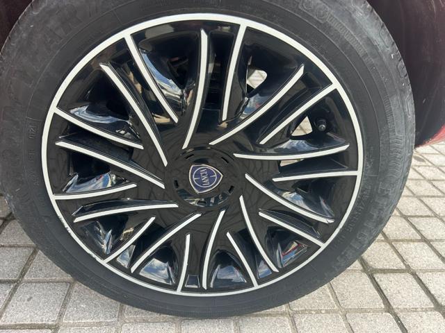 LANCIA Ypsilon usata, con Airbag testa