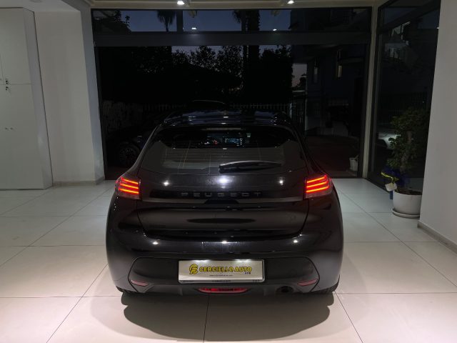 PEUGEOT 208 usata, con Autoradio