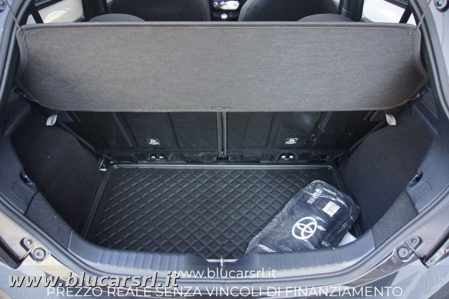 TOYOTA Aygo X usata 19