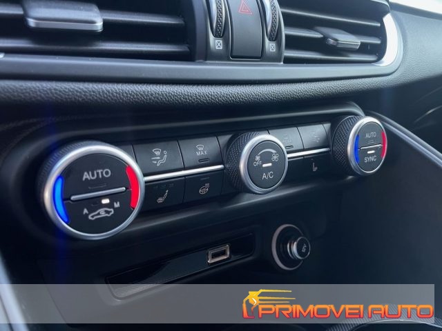 ALFA ROMEO Giulia usata, con Climatizzatore