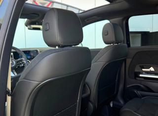 MERCEDES-BENZ GLA 200 usata, con Park Distance Control