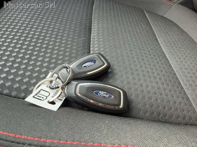 FORD Kuga usata, con Sedile posteriore sdoppiato