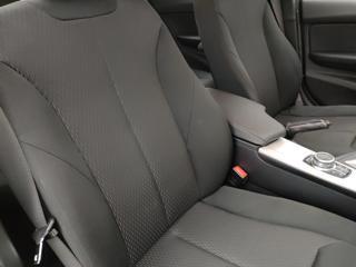 BMW 320 usata, con Portellone posteriore elettrico