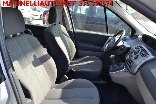 RENAULT Scenic usata 19