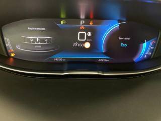 PEUGEOT 3008 usata, con Leve al volante