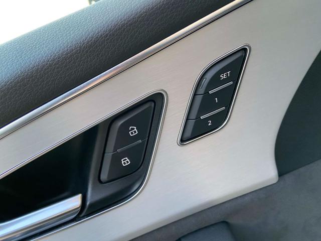 AUDI Q8 usata, con Sensori di parcheggio posteriori
