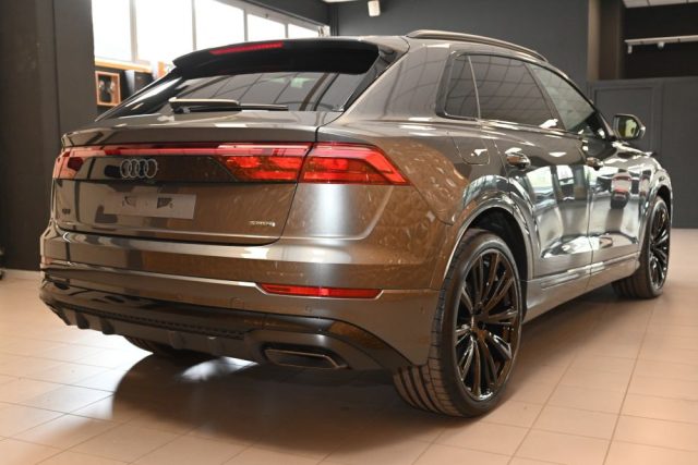 AUDI Q8 usata 2