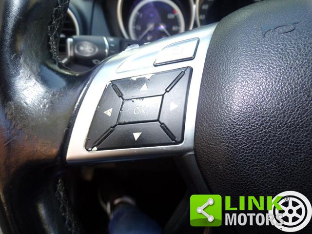 MERCEDES-BENZ C 200 usata, con Fari bi-xeno