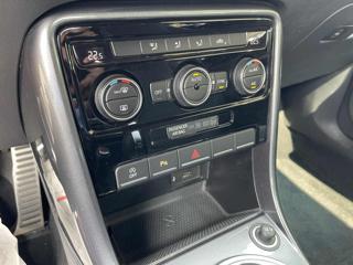 VOLKSWAGEN Maggiolino usata, con Leve al volante