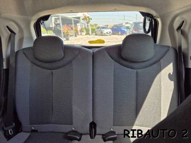 TOYOTA Aygo usata, con Sensore di luce