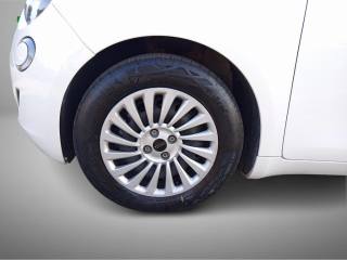 FIAT 500e usata, con Autoradio digitale