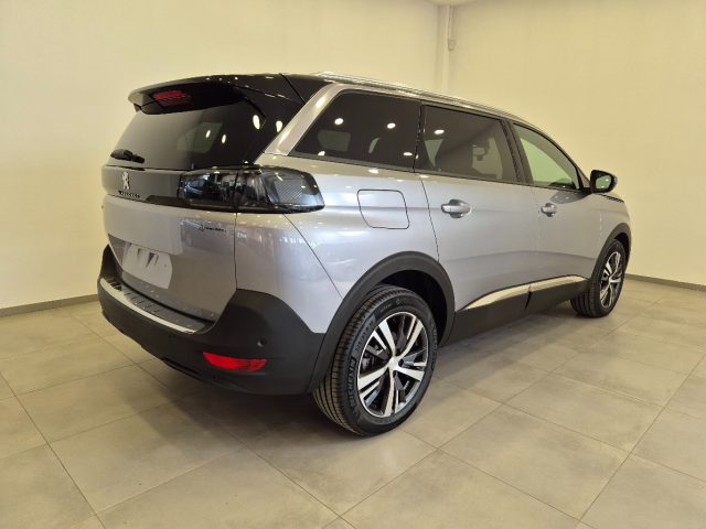 PEUGEOT 5008 usata, con Alzacristalli elettrici
