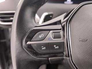 PEUGEOT 3008 usata, con Sistema di navigazione