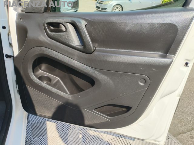 CITROEN Berlingo usata, con Volante in pelle