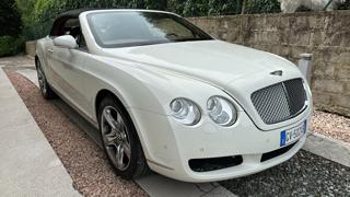 BENTLEY Continental usata, con Autoradio