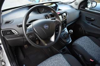LANCIA Ypsilon usata, con Autoradio