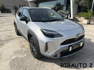 TOYOTA Yaris Cross usata, con Sedile posteriore sdoppiato