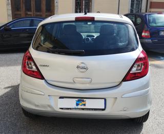 OPEL Corsa usata, con ESP