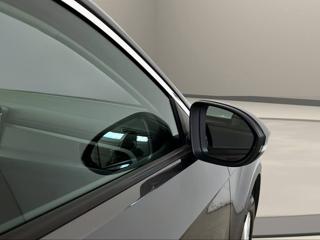 VOLKSWAGEN T-Roc usata, con Sensori di parcheggio posteriori