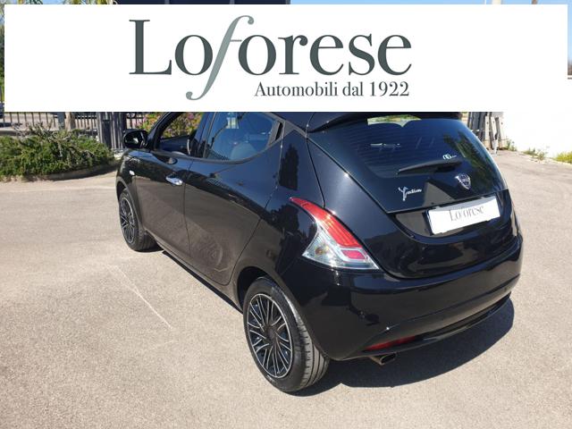 LANCIA Ypsilon usata, con Autoradio