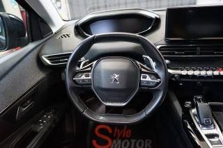 PEUGEOT 3008 usata, con USB