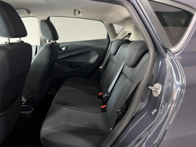 FORD Fiesta usata, con Controllo automatico clima