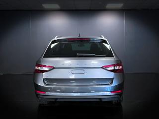 SKODA Superb usata, con Alzacristalli elettrici