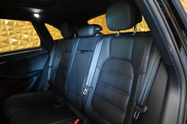 PORSCHE Macan usata 33