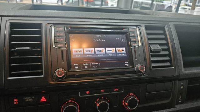 VOLKSWAGEN Transporter usata, con Isofix