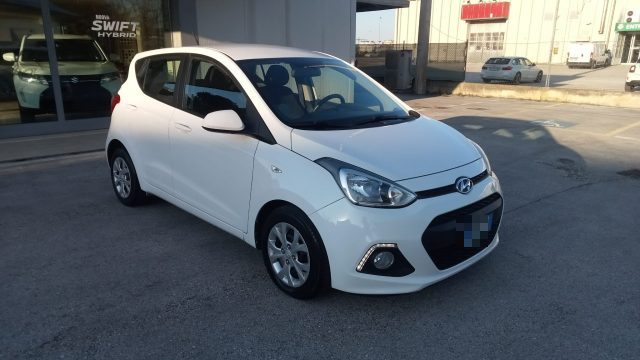 HYUNDAI i10 usata, con Airbag laterali